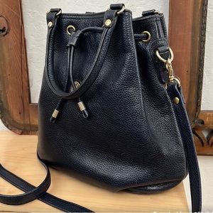 Vintage Navy Blue Leather Liz Claiborne Bucket Bag Purse